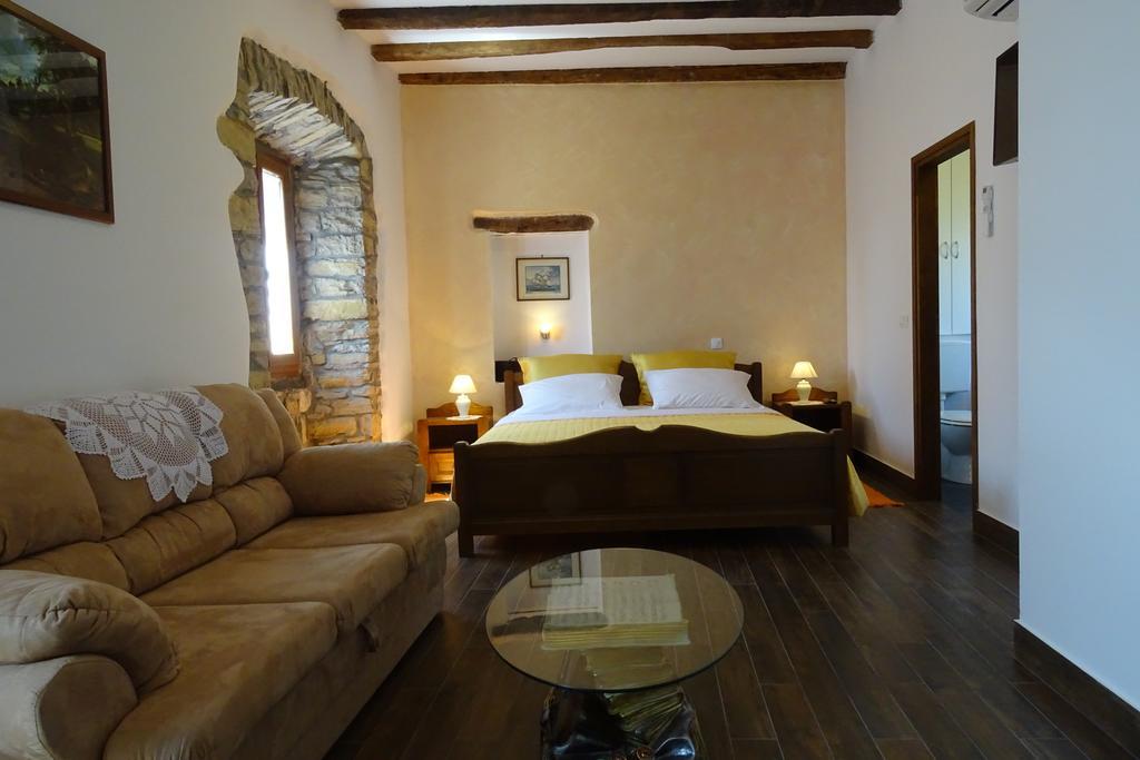 Villa Letizia Oprtalj Quarto foto
