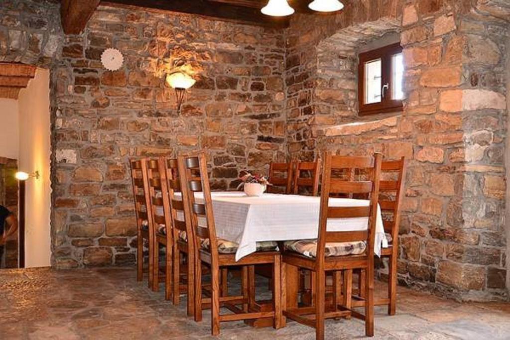 Villa Letizia Oprtalj Quarto foto