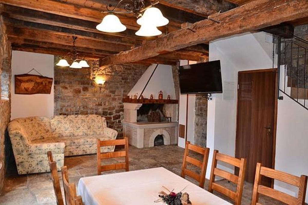 Villa Letizia Oprtalj Quarto foto